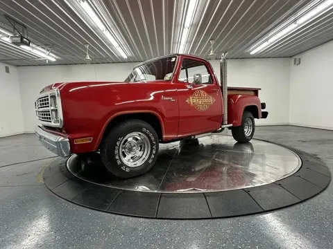 1979 Dodge D150 Lil Red Express