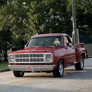 1979 Dodge D150 Li'l Red Express