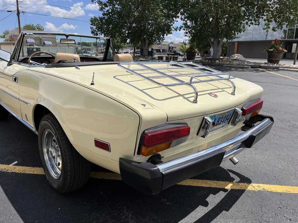 1979 Fiat 124 Sport Spider - Image 16 of 31