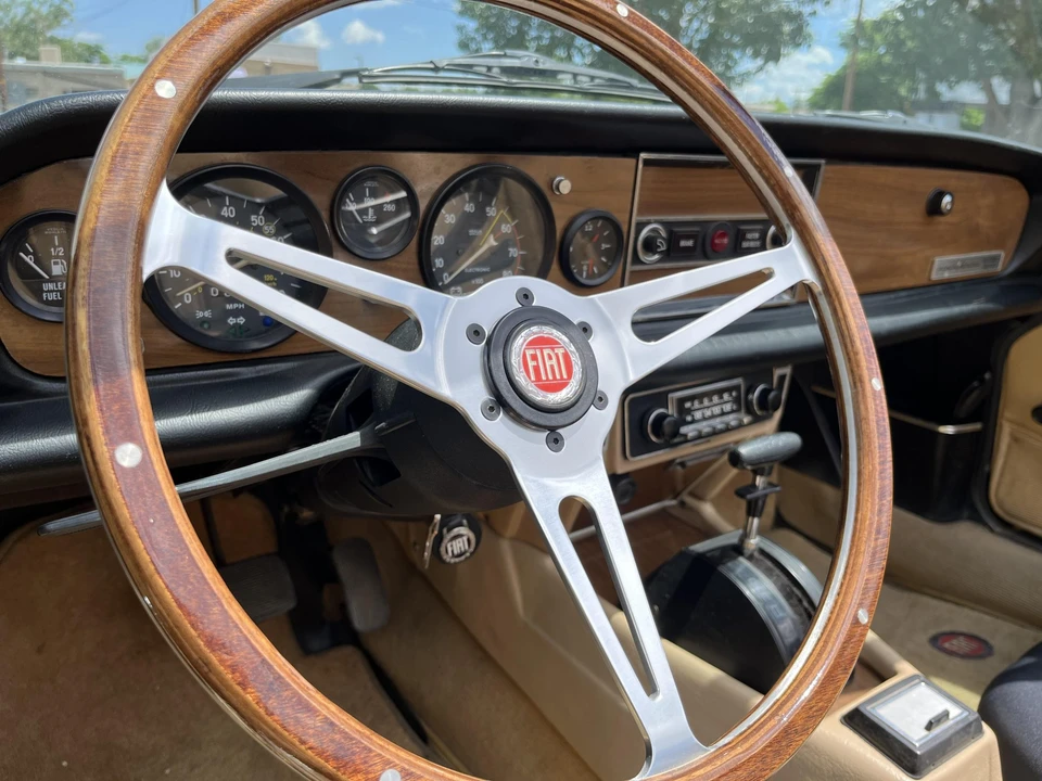 1979 Fiat 124 Sport Spider - Image 29 of 31