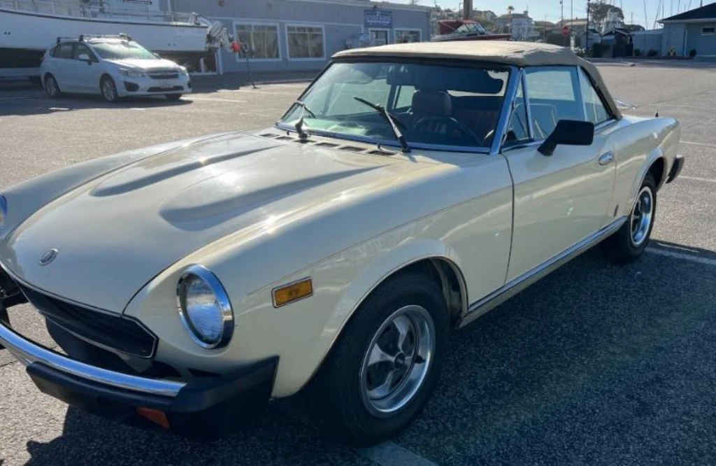 1979 Fiat 124 Sport Spider - Image 15 of 31