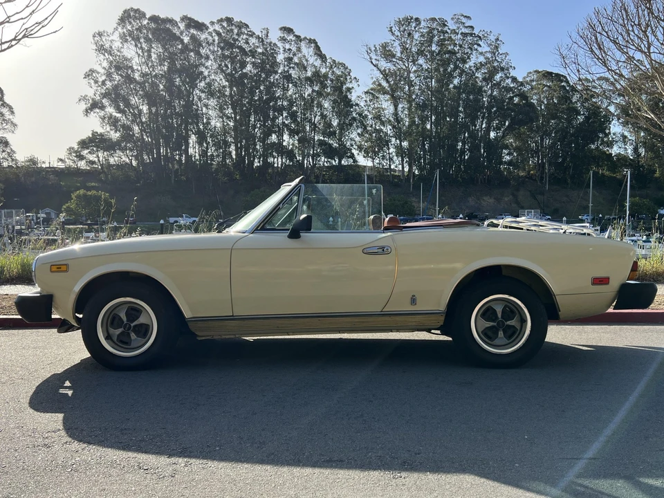 1979 Fiat 124 Sport Spider - Image 3 of 31