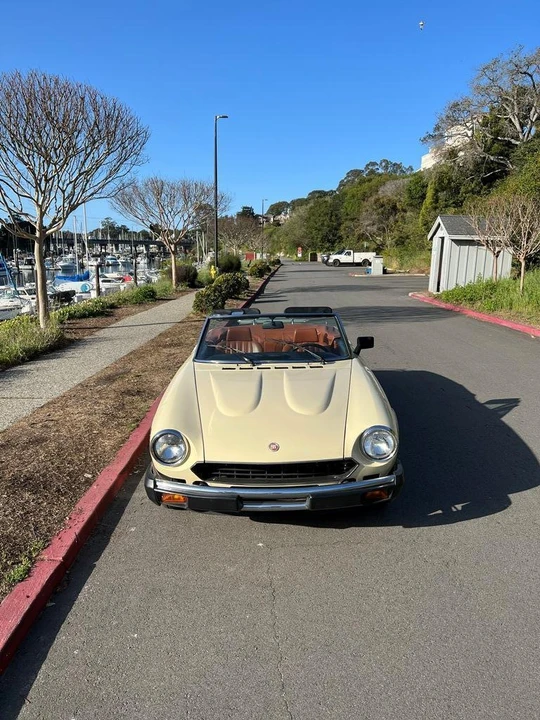 1979 Fiat 124 Sport Spider - Image 10 of 31