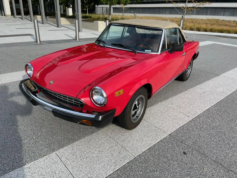 1979 Fiat 124 Sport Spider - Image 28 of 31