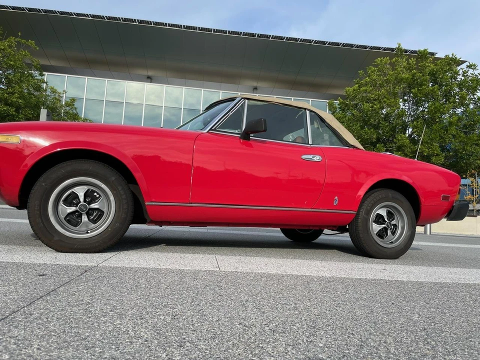 1979 Fiat 124 Sport Spider - Image 26 of 31