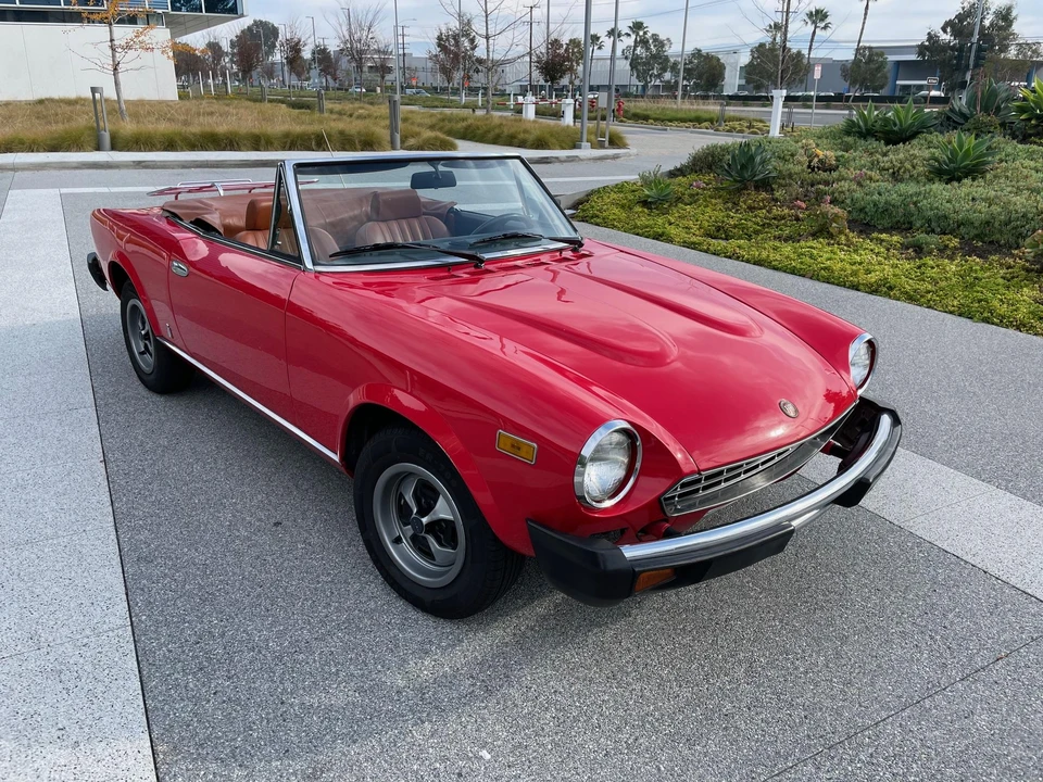 1979 Fiat 124 Sport Spider - Image 5 of 31