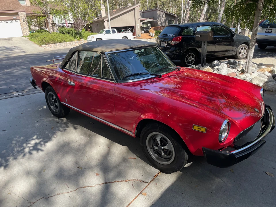 1979 Fiat 124 Sport Spider - Image 17 of 31