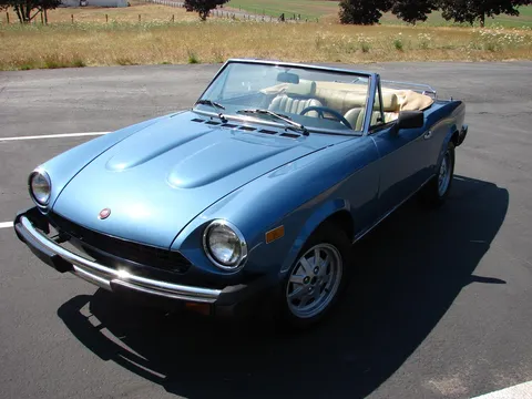 1979 Fiat 124 Spider 2000 Pininfarina Convertible