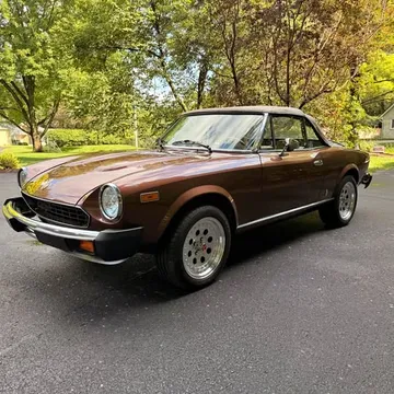 1979 Fiat 2000 Spider