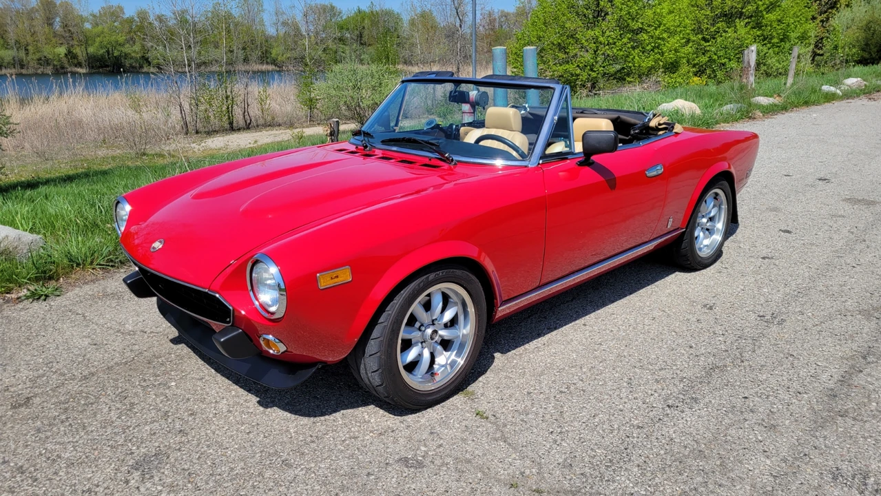 1979 Fiat 124 Sport Spider - Image 5 of 31