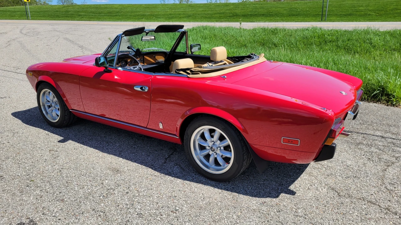 1979 Fiat 124 Sport Spider - Image 7 of 31
