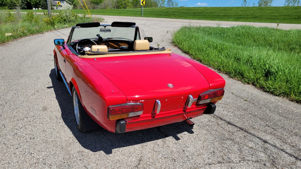 1979 Fiat 124 Sport Spider - Image 8 of 31