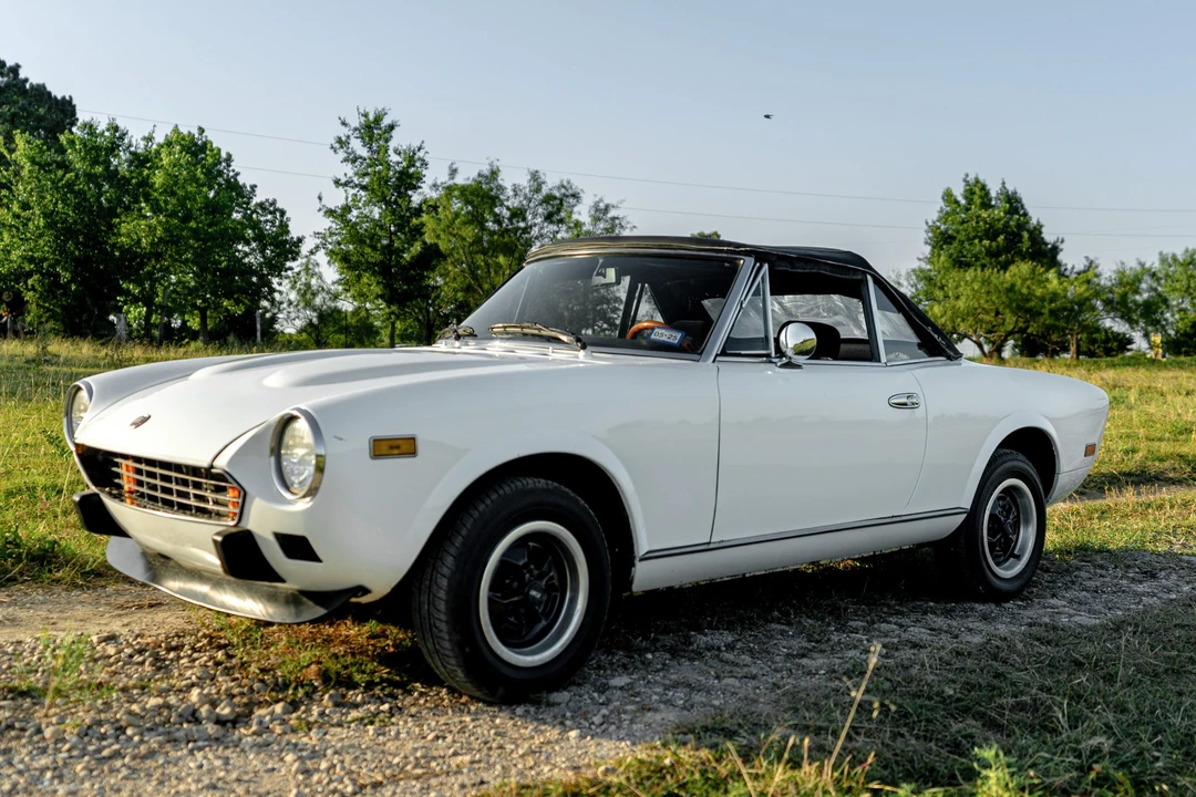 1979 Fiat 124 Sport Spider - Image 10 of 31