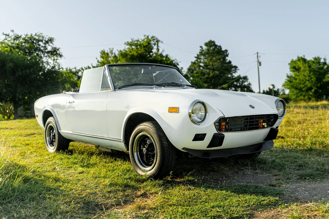 1979 Fiat 124 Sport Spider - Image 12 of 31