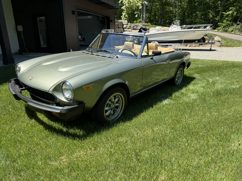 1979 Fiat 124 Sport Spider - Image 19 of 31