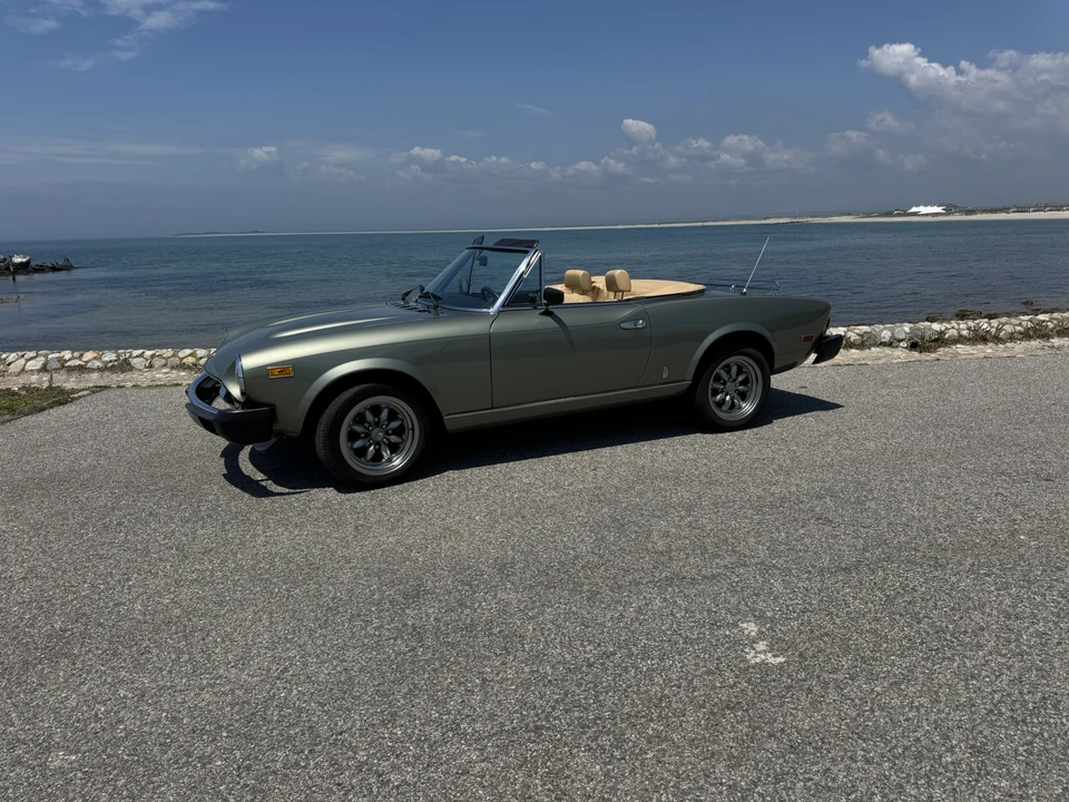 1979 Fiat 124 Sport Spider - Image 2 of 31