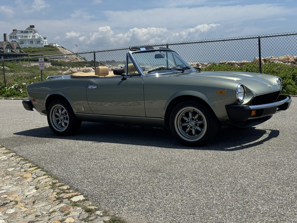 1979 Fiat 124 Sport Spider - Image 9 of 31
