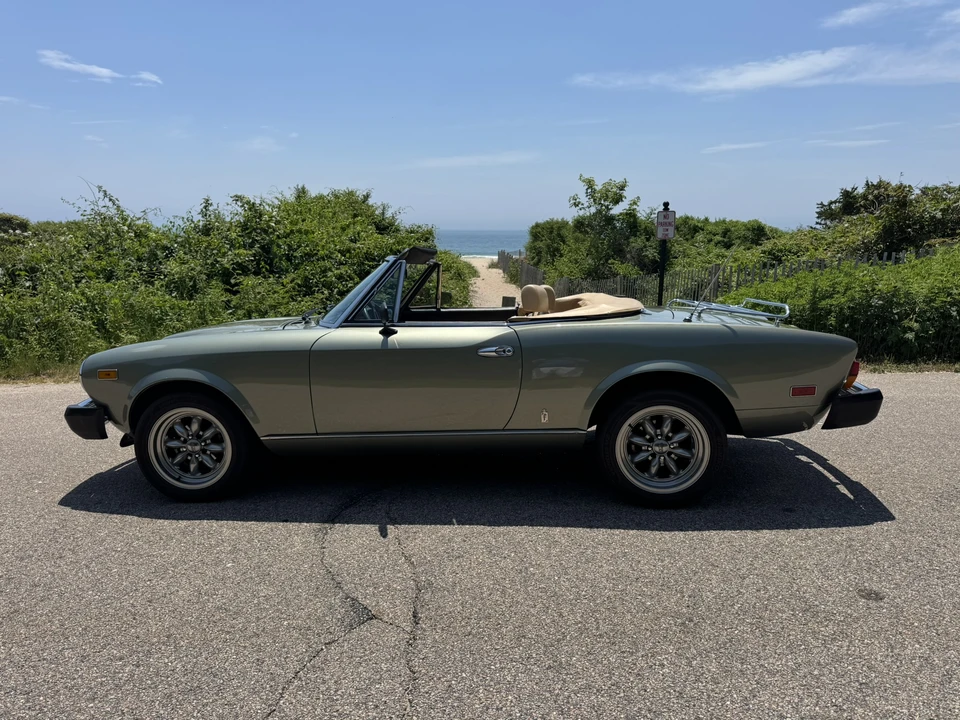 1979 Fiat 124 Sport Spider - Image 18 of 31