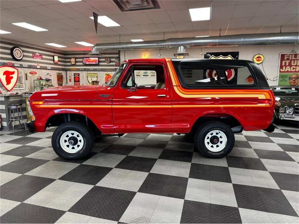1979 Ford Bronco 2nd Gen - Image 2 of 31