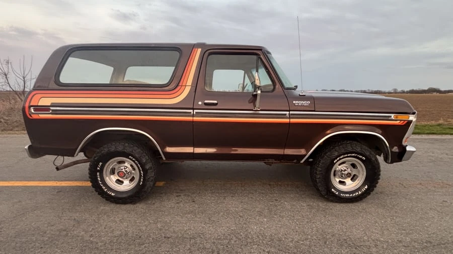1979 Ford Bronco 2nd Gen - Image 2 of 9
