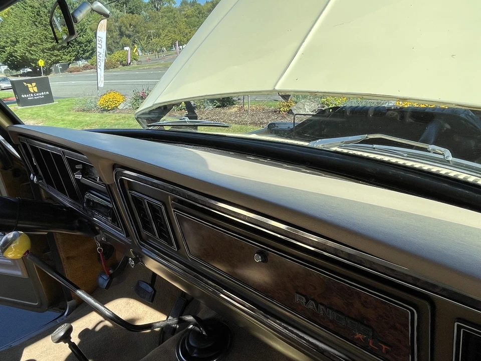 1979 Ford Bronco 2nd Gen - Image 29 of 31