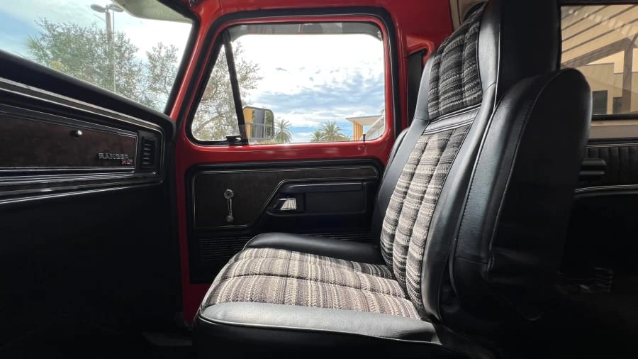 1979 Ford Bronco 2nd Gen - Image 28 of 31