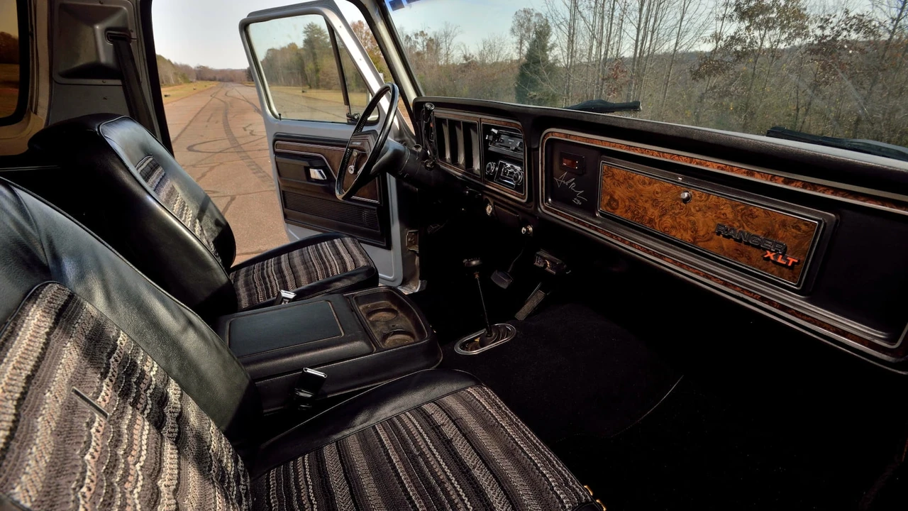 1979 Ford Bronco 2nd Gen - Image 26 of 31