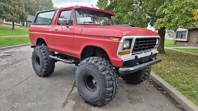 1979 Ford Bronco Sport Utility 2D