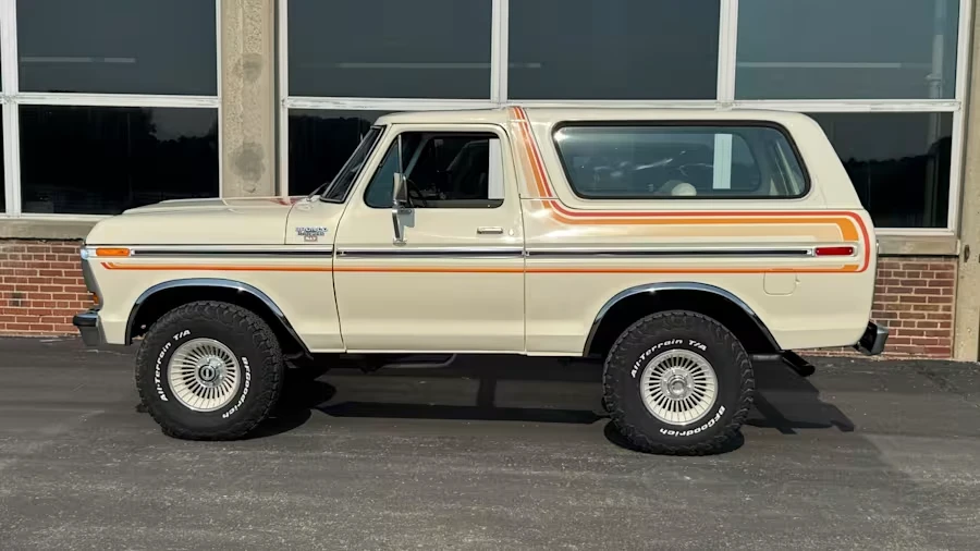 1979 Ford Bronco 2nd Gen - Image 2 of 12