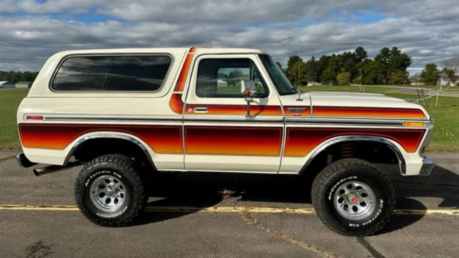 1979 Ford Bronco 2nd Gen - Image 2 of 13