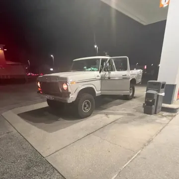 1979 Ford F-150 XL STX Pickup 4D 8 ft