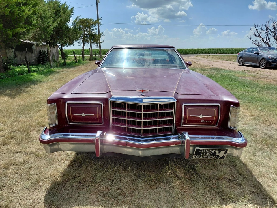 1979 Ford Thunderbird 7th Gen - Image 9 of 11