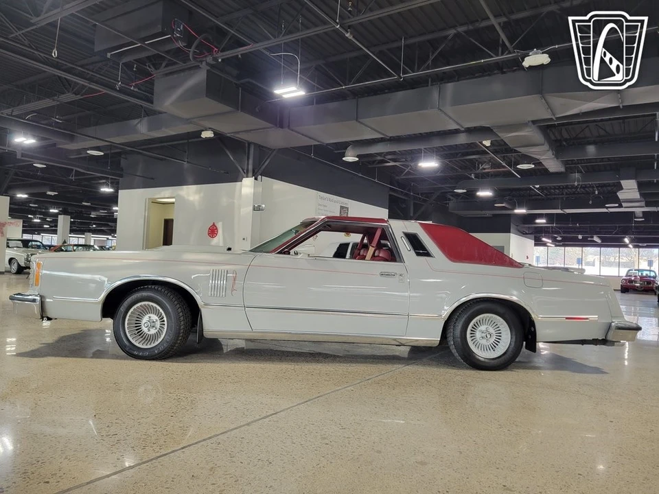 1979 Ford Thunderbird 6th Gen - Image 8 of 21