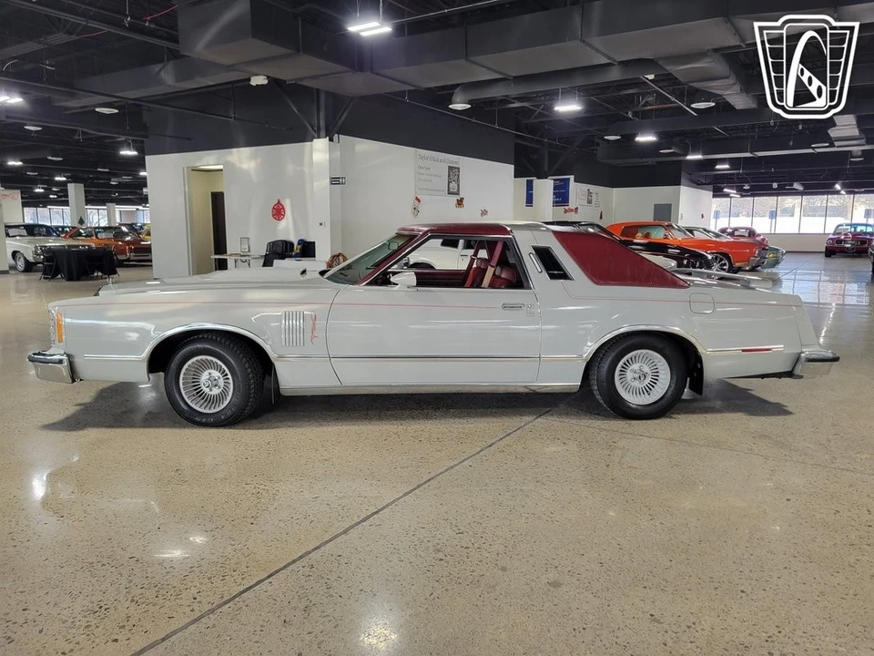 1979 Ford Thunderbird 6th Gen - Image 9 of 21