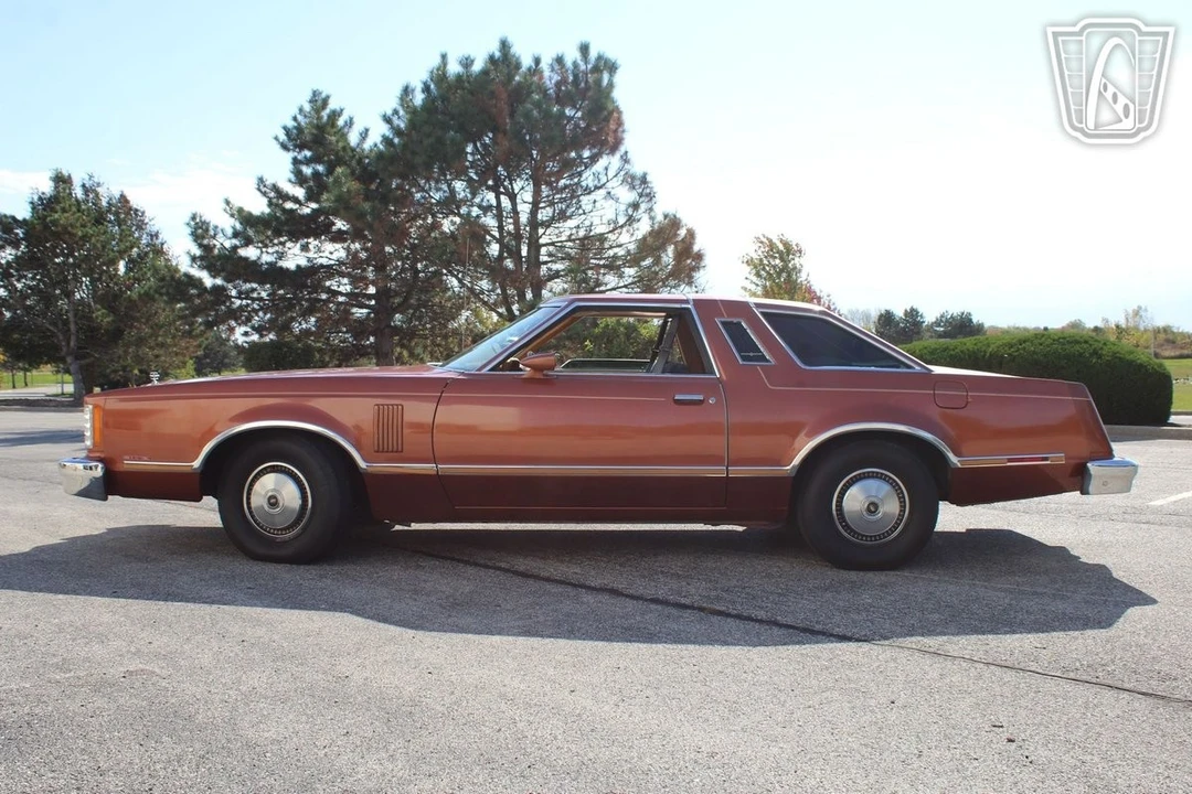 1979 Ford Thunderbird 7th Gen - Image 7 of 12