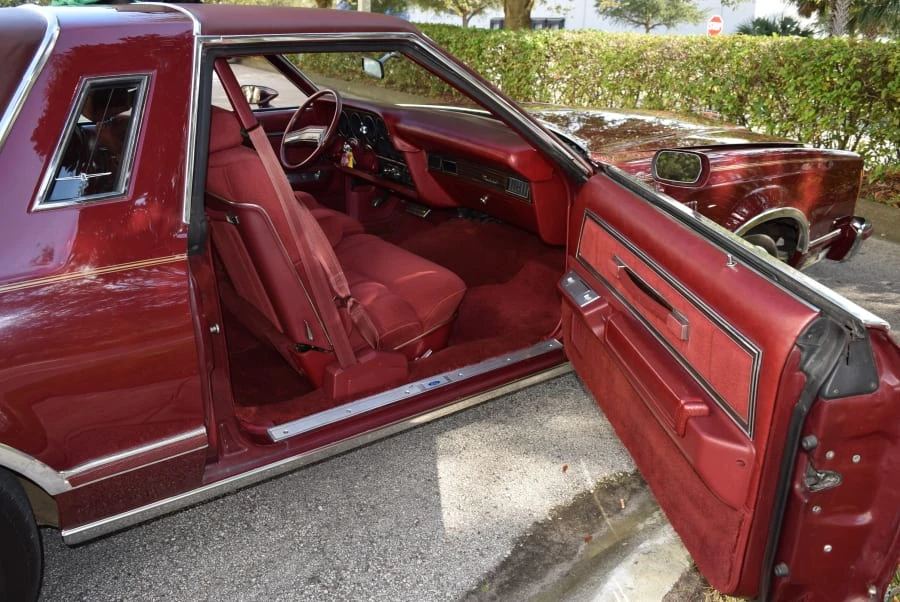 1979 Ford Thunderbird 7th Gen - Image 4 of 11