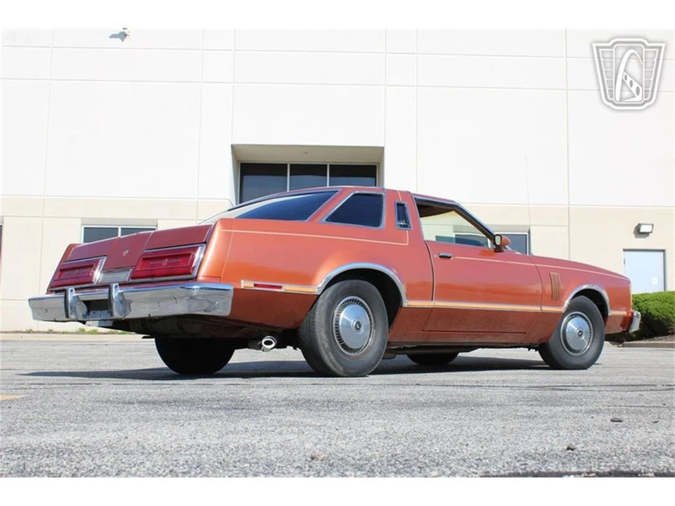 1979 Ford Thunderbird 7th Gen - Image 16 of 31