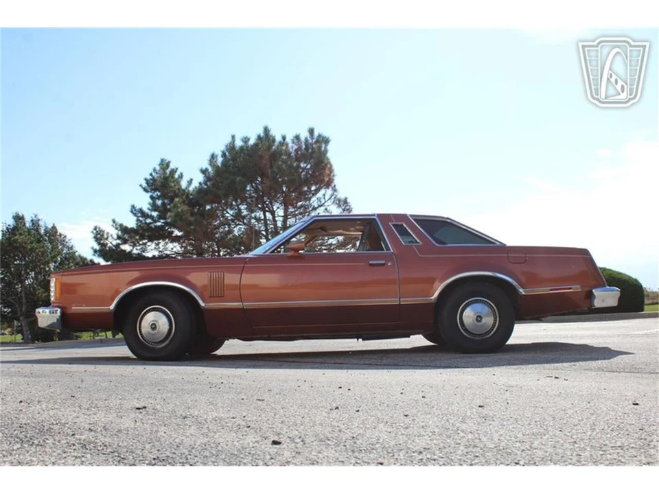 1979 Ford Thunderbird 7th Gen - Image 7 of 31