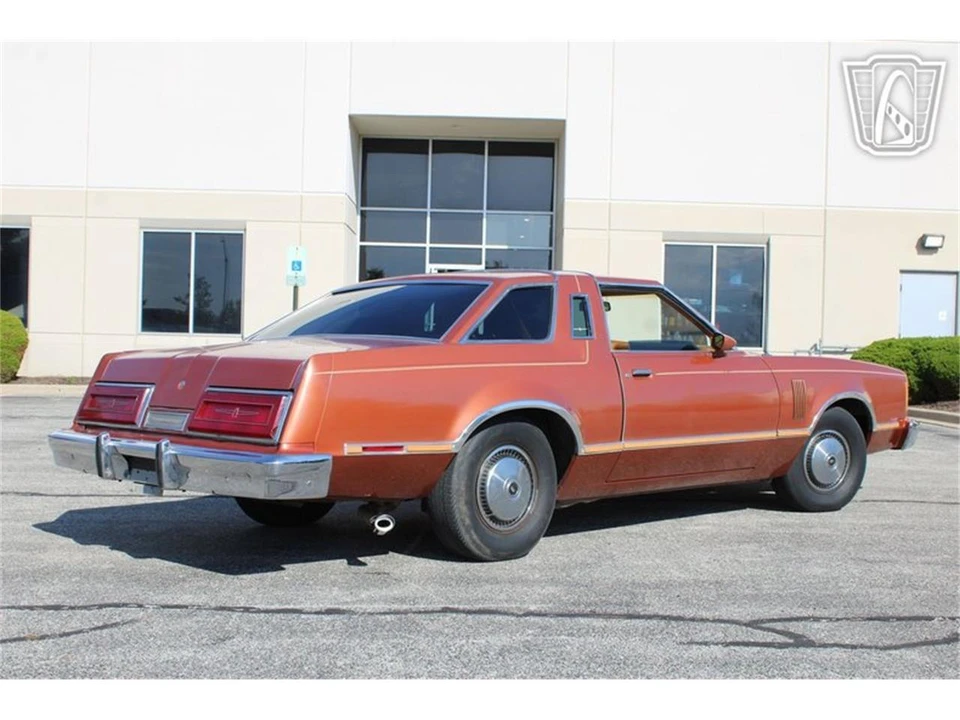 1979 Ford Thunderbird 7th Gen - Image 15 of 31