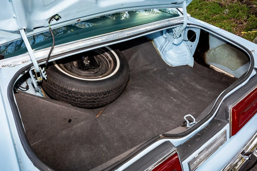 1979 Ford Thunderbird 7th Gen - Image 7 of 12