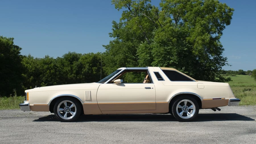 1979 Ford Thunderbird 7th Gen - Image 2 of 12