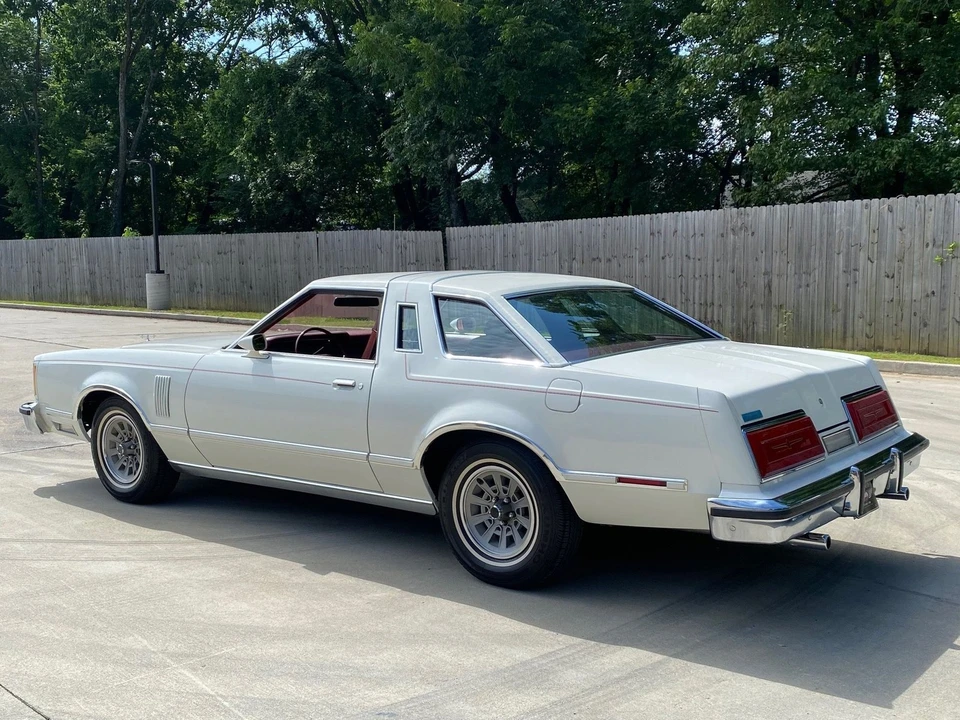 1979 Ford Thunderbird 6th Gen - Image 5 of 6