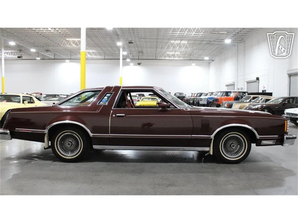 1979 Ford Thunderbird 7th Gen - Image 16 of 31