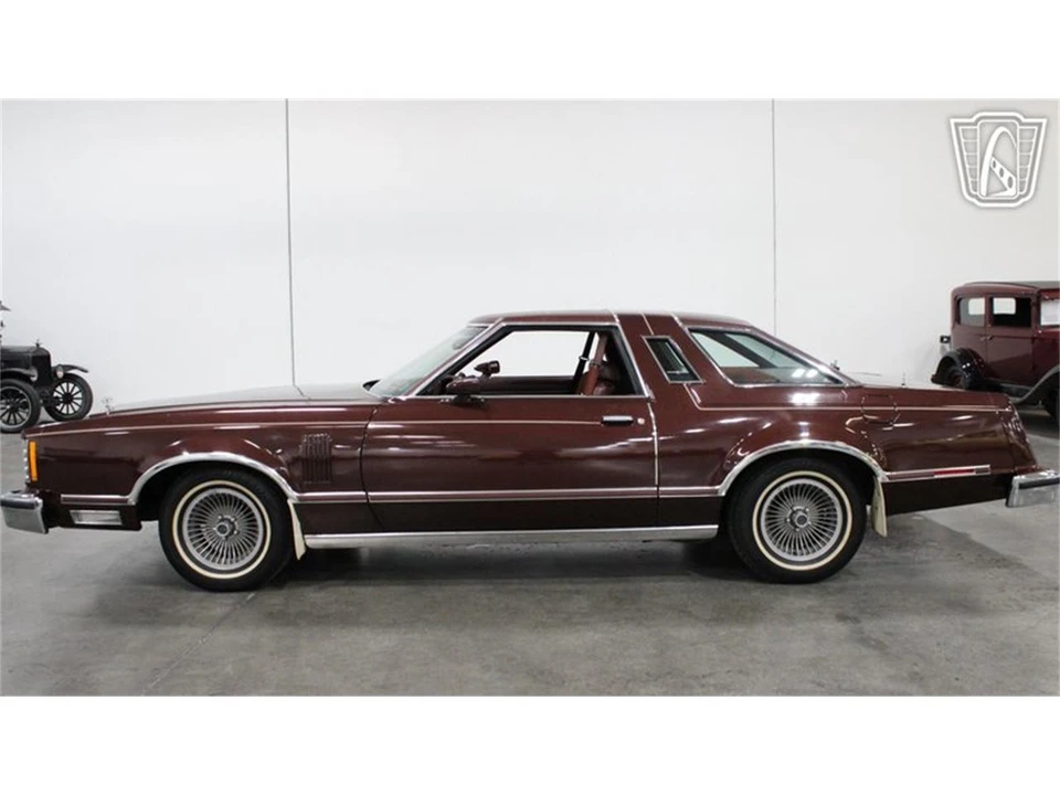 1979 Ford Thunderbird 7th Gen - Image 12 of 31