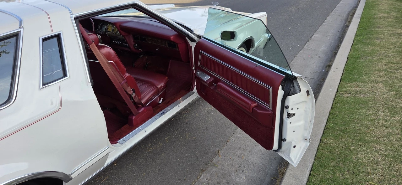 1979 Ford Thunderbird 7th Gen - Image 14 of 21