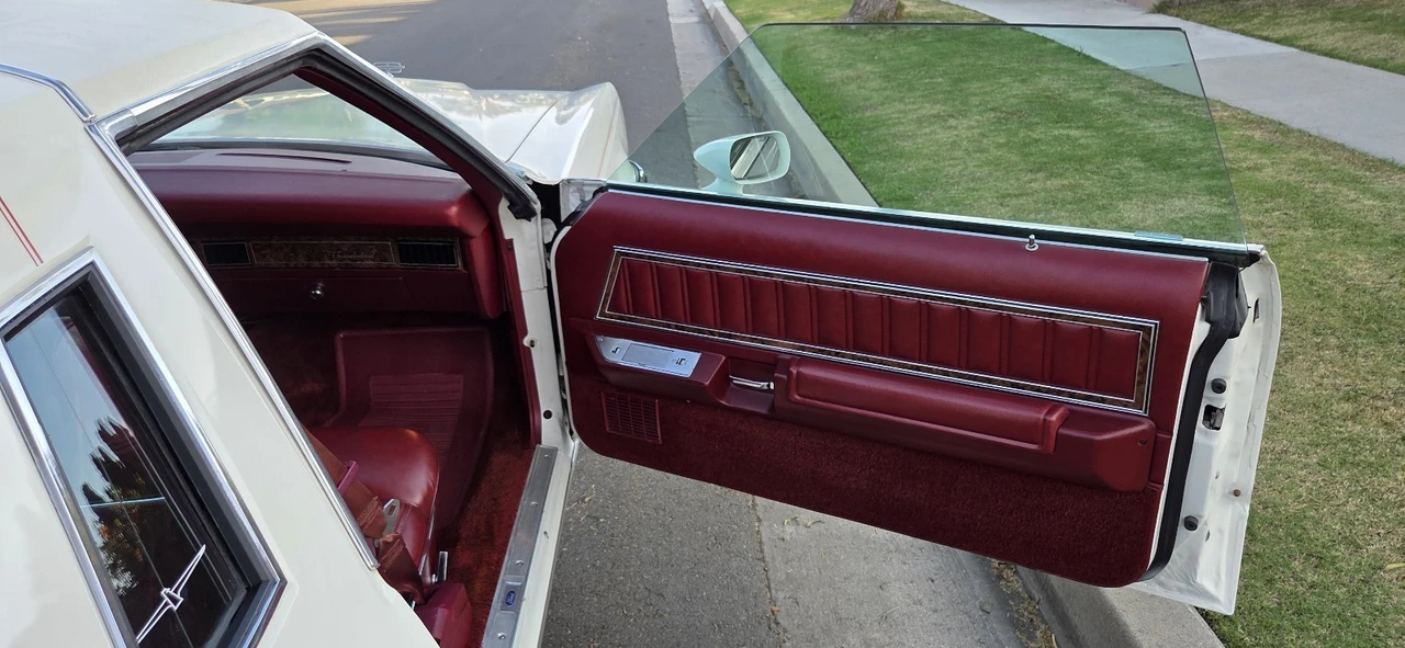 1979 Ford Thunderbird 7th Gen - Image 15 of 21