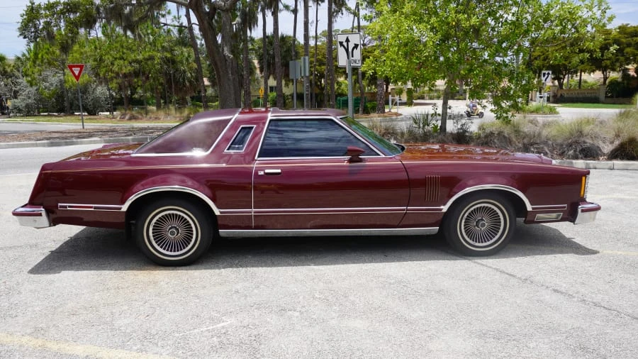 1979 Ford Thunderbird 7th Gen - Image 2 of 31