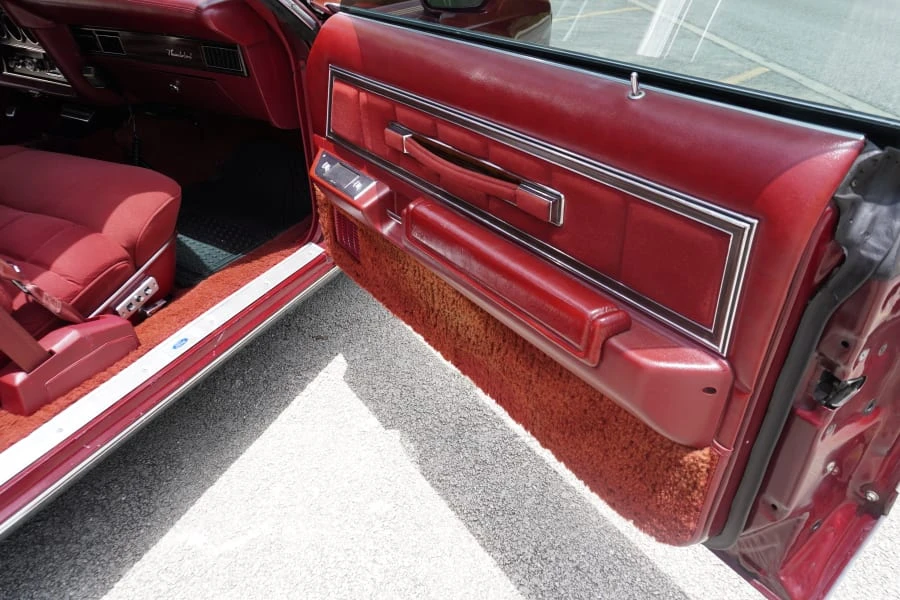 1979 Ford Thunderbird 7th Gen - Image 26 of 31