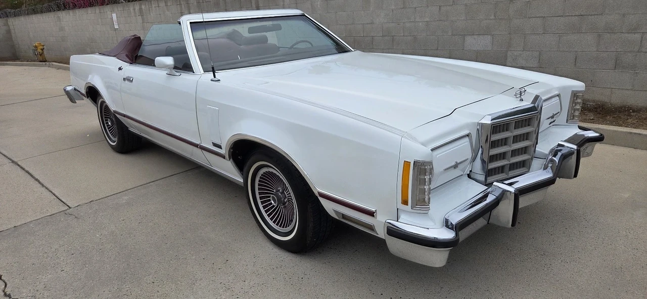 1979 Ford Thunderbird 6th Gen - Image 2 of 21