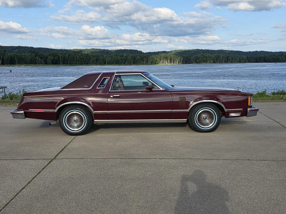 1979 Ford Thunderbird 7th Gen - Image 21 of 31